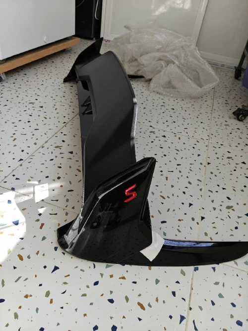 Becquet arriere Coolray