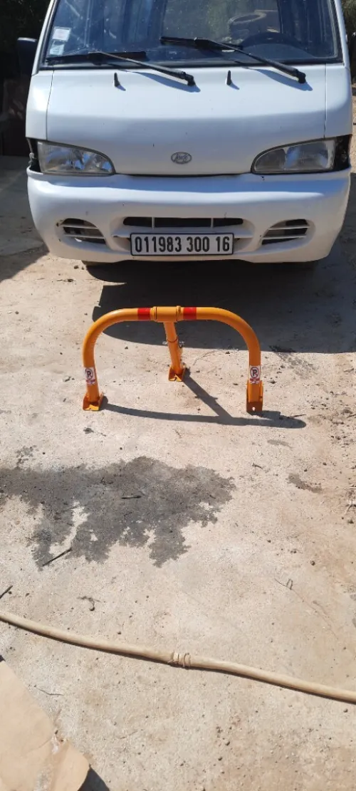 Fournetur et pose Anceau pour parking barière de no parking 