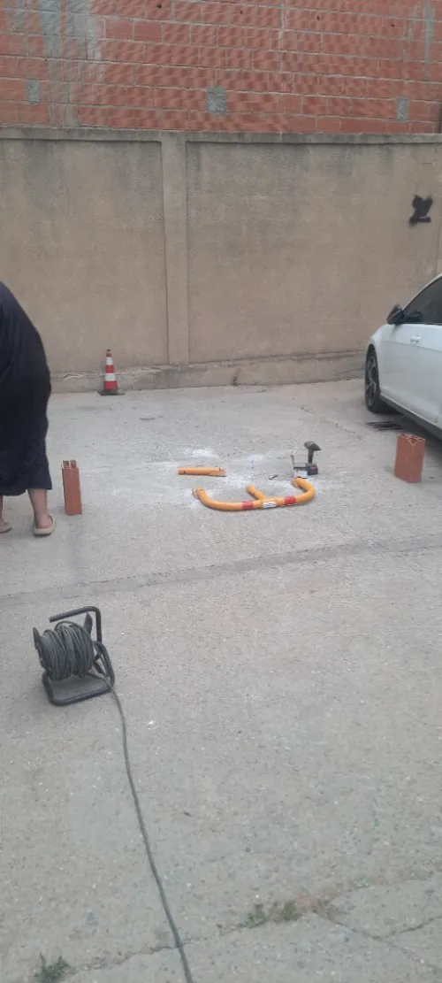 Fournetur et pose Anceau pour parking barière de no parking 