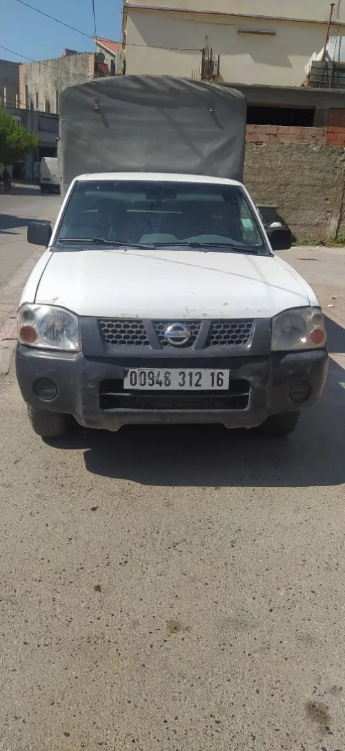 Nissan NP 300 2012 Nissan