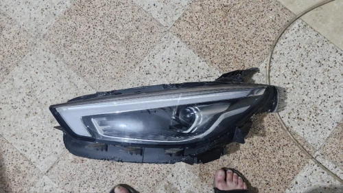 Phare gauche mg zs 2023