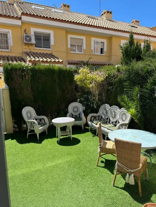 Location vacances Villa Valence Valence