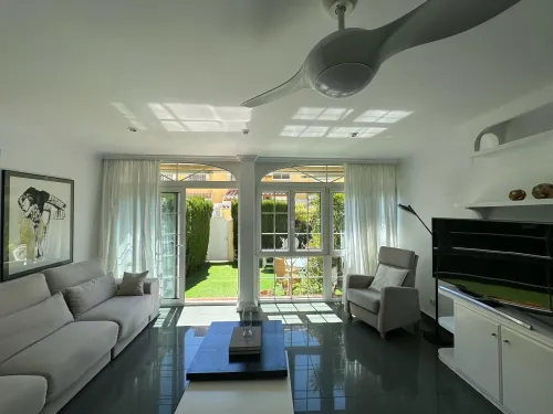 Location vacances Villa Valence Valence