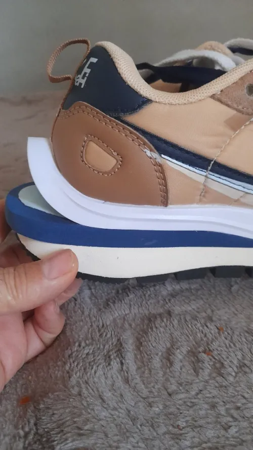 Nike vaporwafle x sacai
