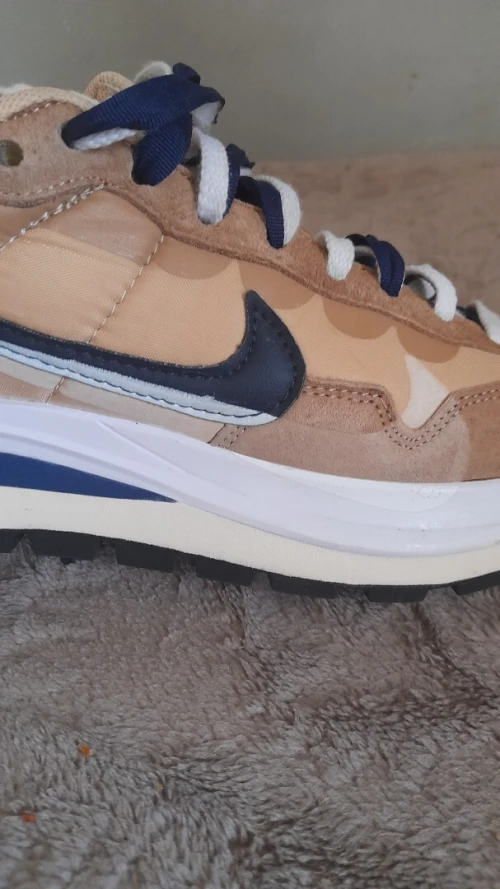 Nike vaporwafle x sacai