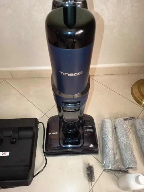 Aspirateur laveur TINECO floor one S7 stretch
