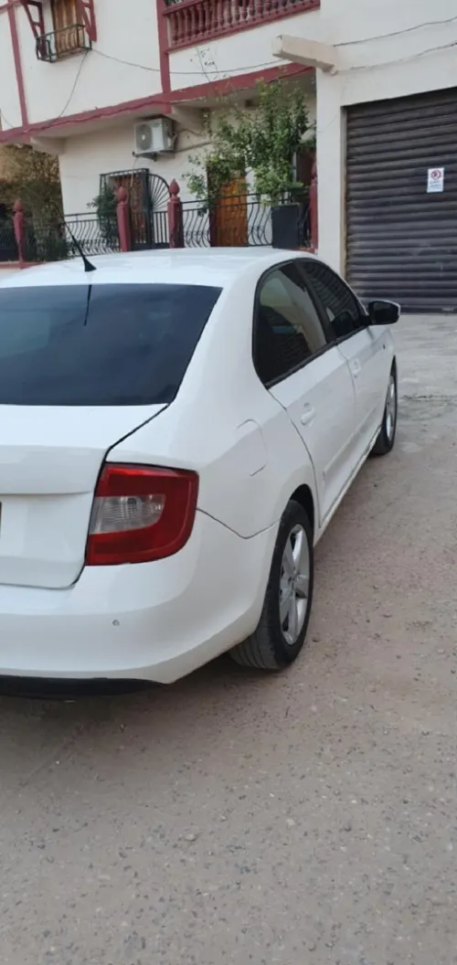 Skoda Rapid 2015 Ambition