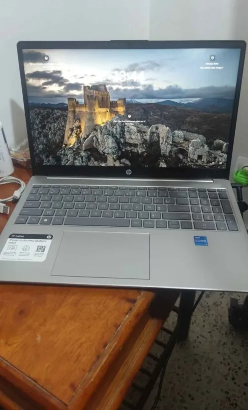 hp15.6 inch laptop PC