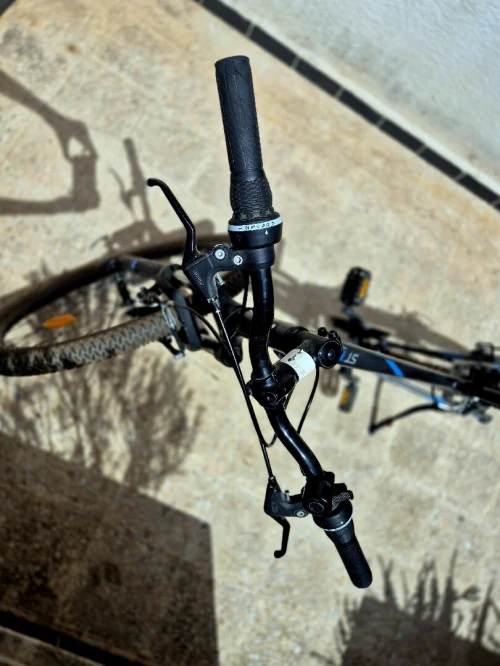 VTT BTWIN ROCKRIDER ST 100