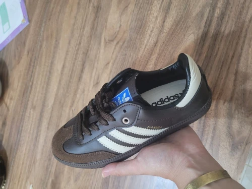 Basquette adidas samba 