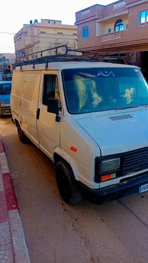 Peugeot J5 1990