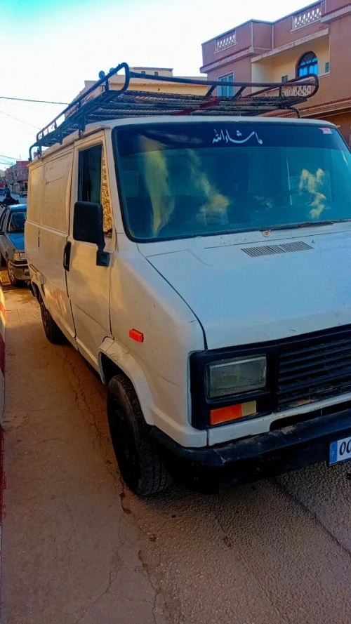 Peugeot J5 1990