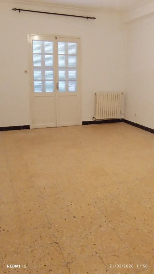Location Appartement Niveau de villa F5 Alger Bouzareah