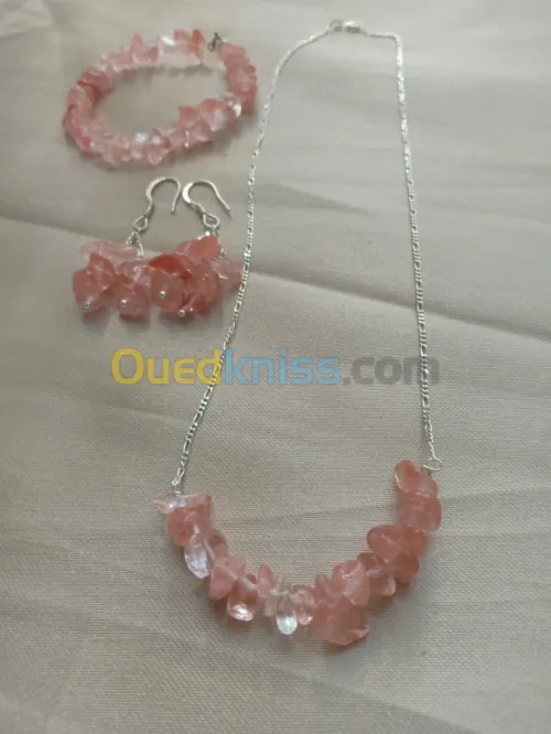 طاقم فضة بالحجر الطبيعي شيري كواparure en pierre naturelle semi précieuse Cherry quartz رتز ..