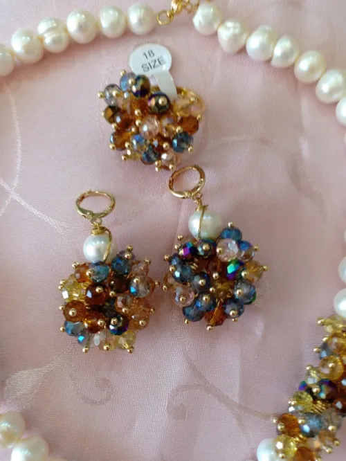 طاقم من الجوهر الحر والكريستال 🌞 parure en perles de culture et cristal 🌞