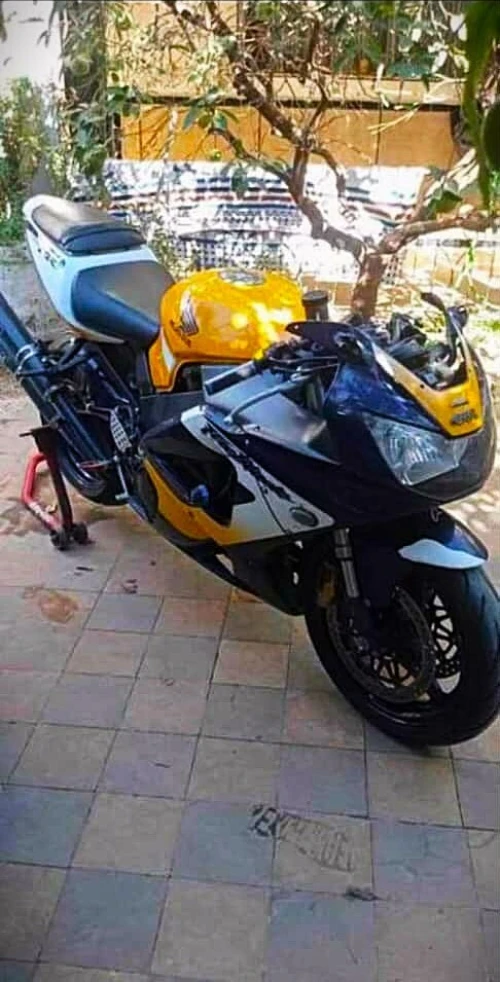 Honda CBR929RR 1998