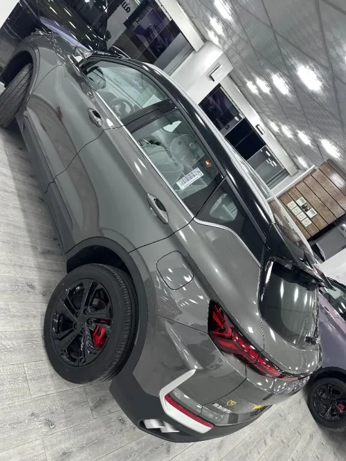 Geely Coolray 2025 