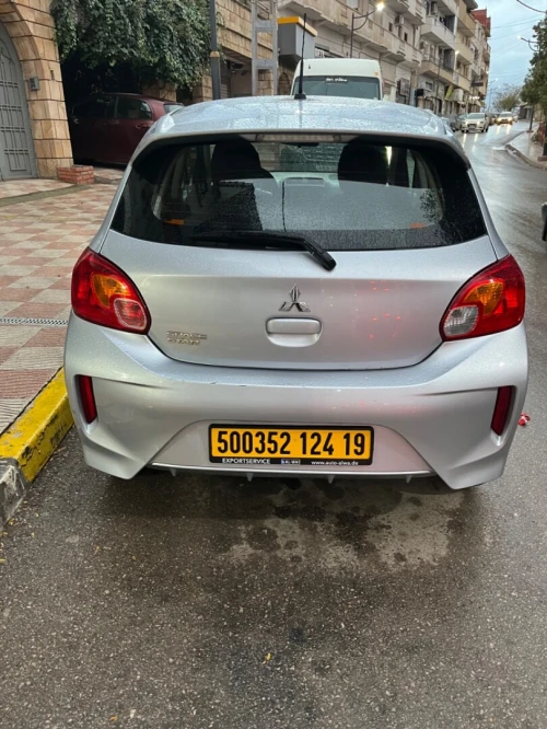 Mitsubishi Space star 2024 