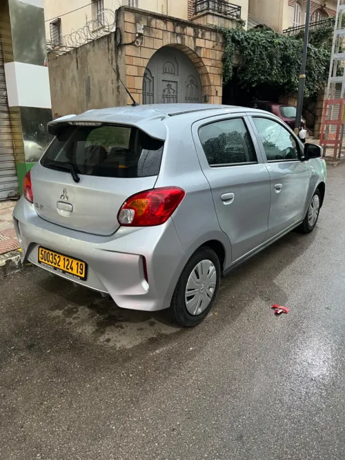 Mitsubishi Space star 2024 