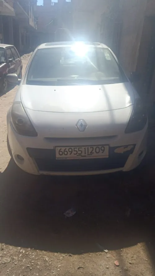 Renault Clio 3 2012 Night and Day