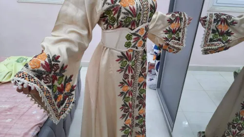 Caftan au perlage précieux 