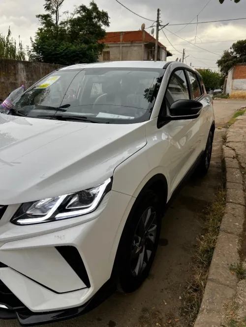 Geely Coolray 2025 B