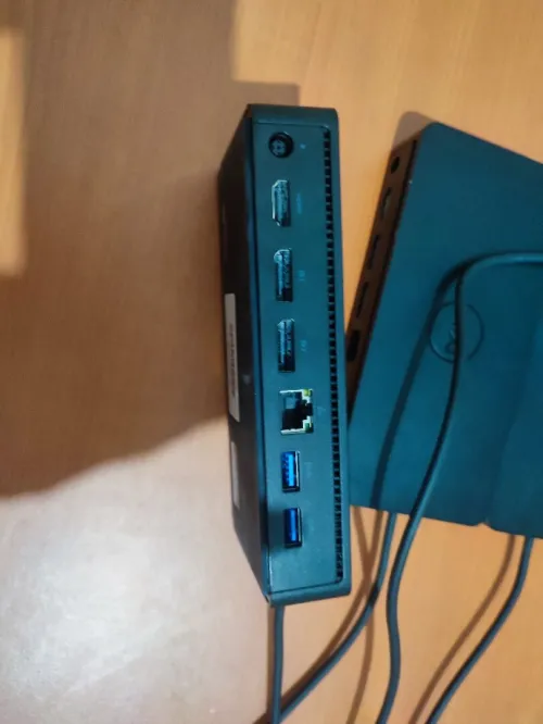 Docking Station Dell D6000 ORIGINAL  jusqu'a 3 écrans 4K