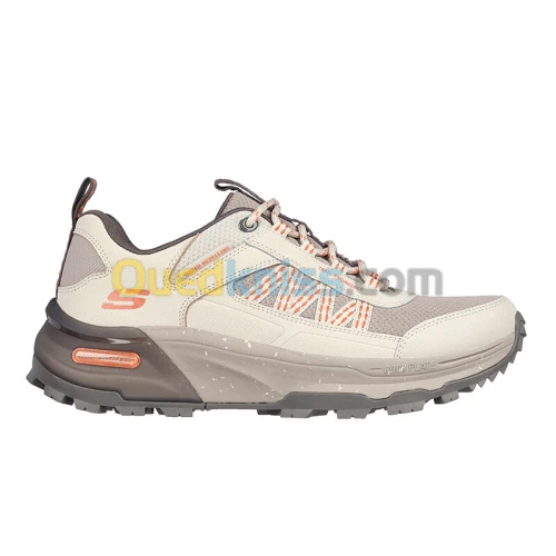 SKECHERS Max Protect Legacy