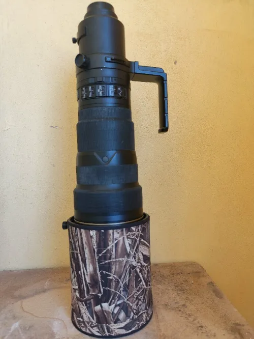 Objectif 500mm f4 série N montre nikon 