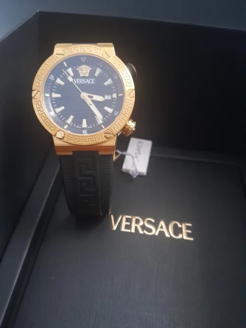 Versace 
