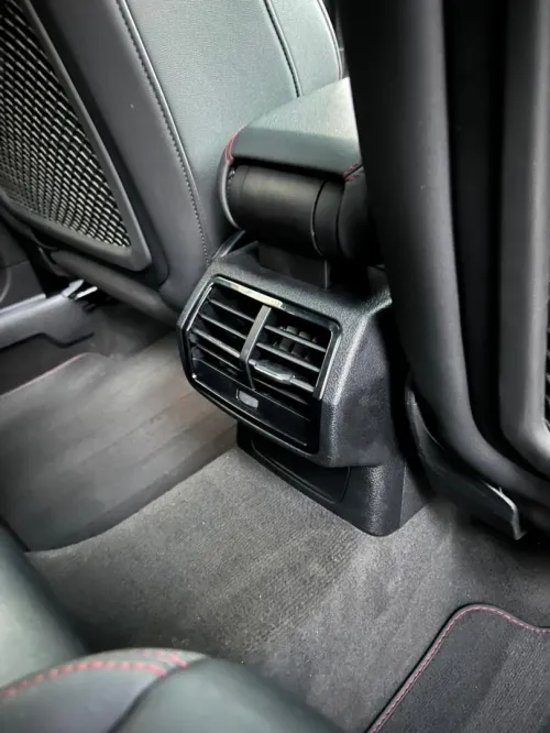 Audi Q3 2024 S line 200 chevaux QUATTRO