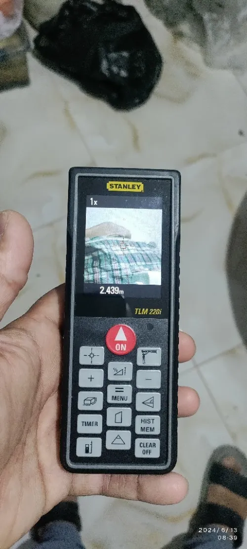 Télémètre laser stanley glm 220i