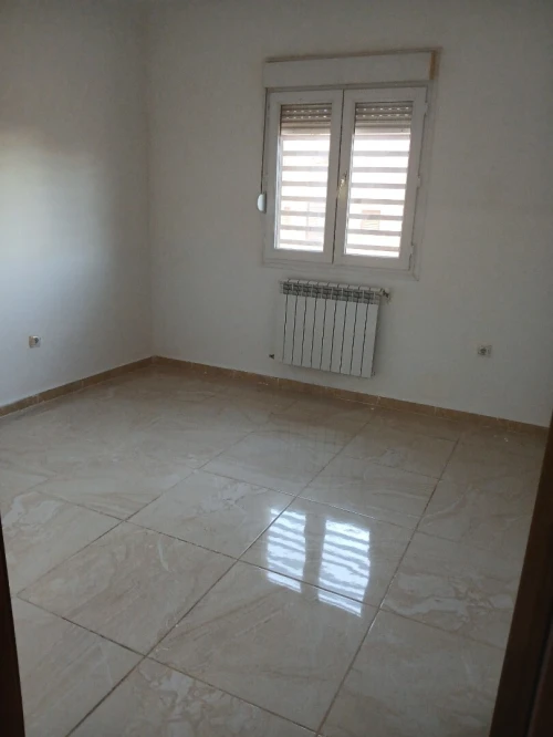 Vente Appartement F4 Oran Sidi chami