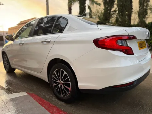 Fiat Tipo Sedan 2024 City plus Boite automatique