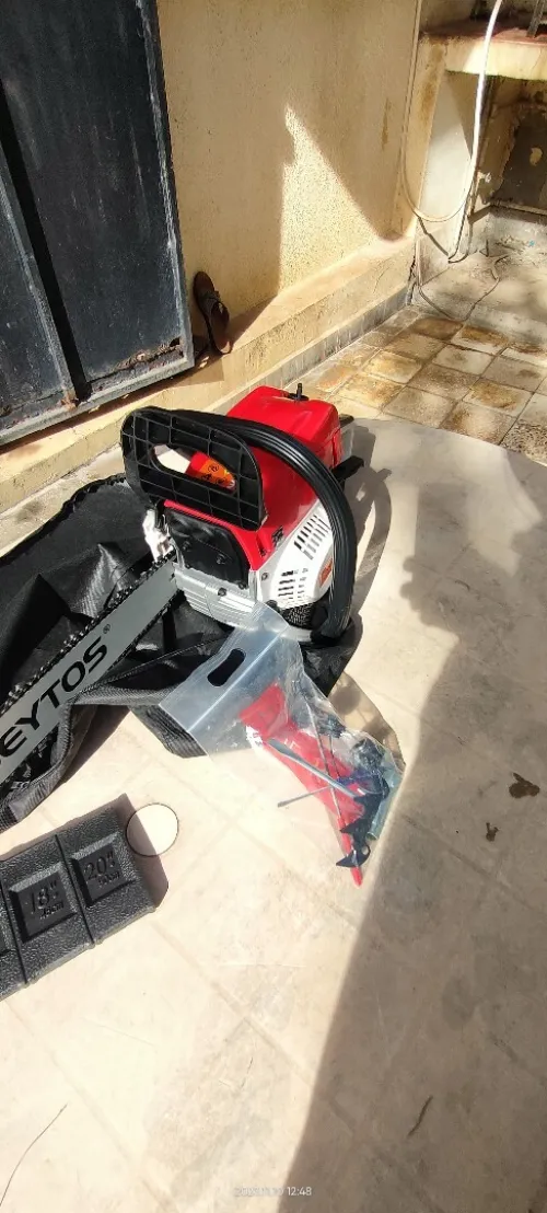 Groupe éléctrogène triphasé plus tronconneuse moto sega 52cc