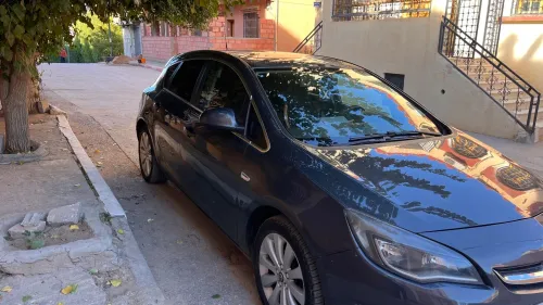 Opel Astra 2015 