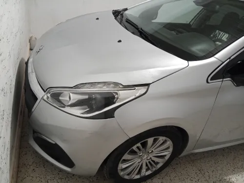 Peugeot 208 2018 Access Facelift
