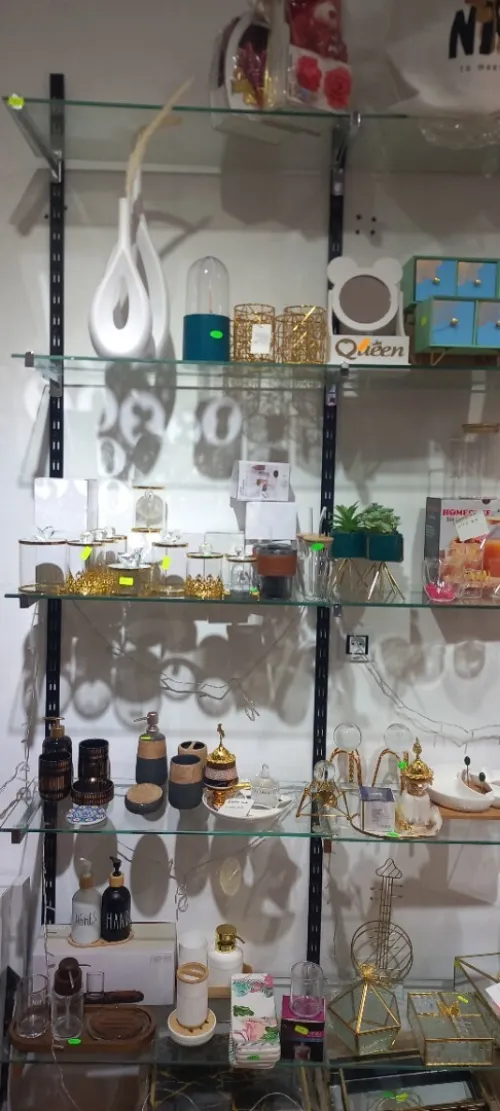 Boutique de décorations et cadeaux a vendre
