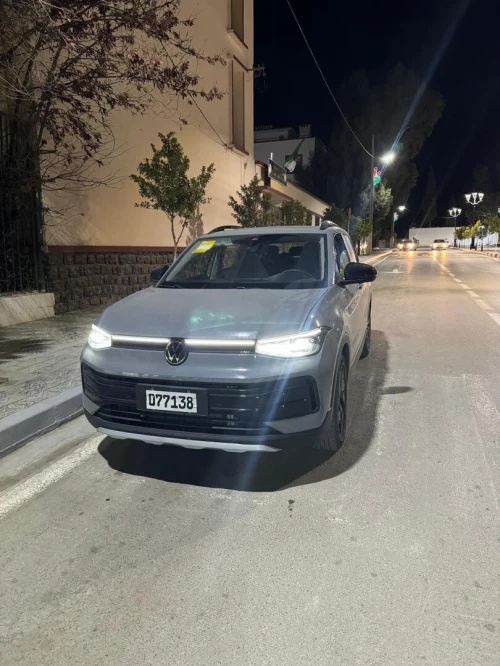 Volkswagen Tahru 2025 Tout options
