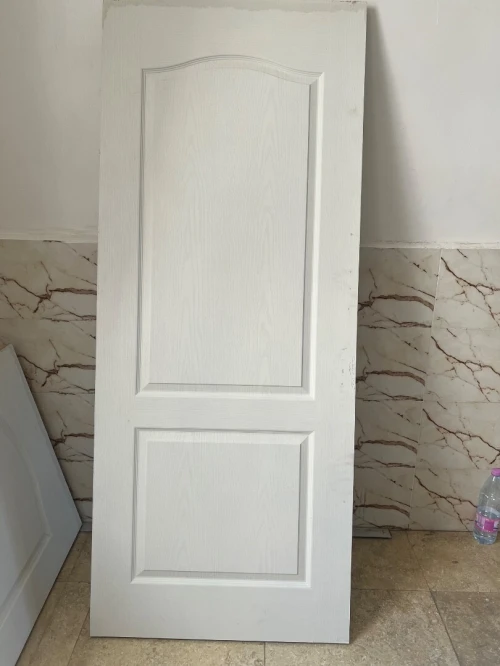8 portes avec les cadres 