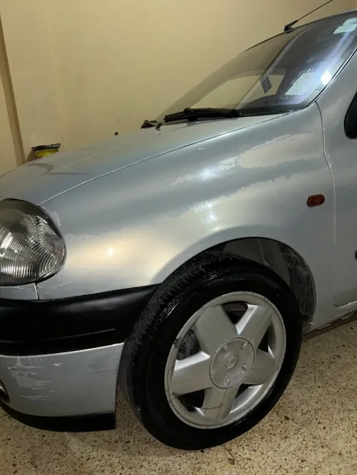 Renault Clio 2 2001 Alize