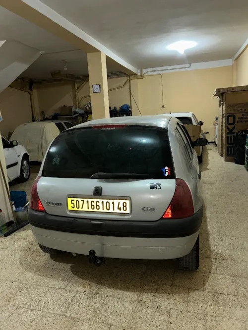 Renault Clio 2 2001 Alize