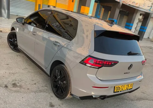 Volkswagen Golf 8 2025 R-Line