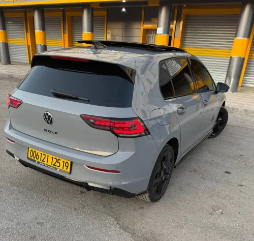 Volkswagen Golf 8 2025 R-Line