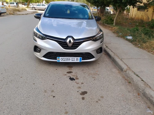 Renault clio 5 2022 evolution