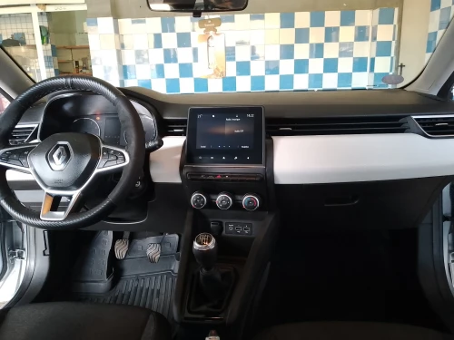 Renault clio 5 2022 evolution