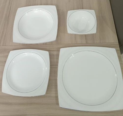 Service à table 48 pieces