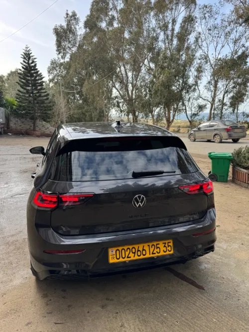 Volkswagen Golf 8 2025 R