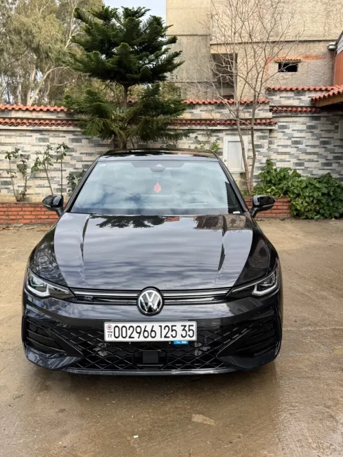 Volkswagen Golf 8 2025 R
