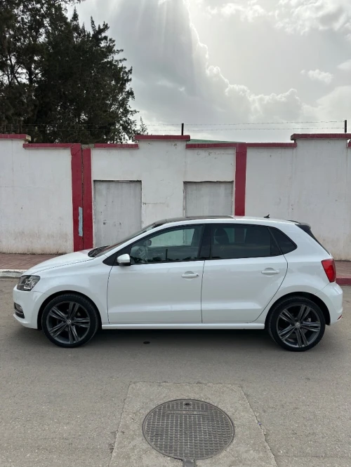 Volkswagen Polo 2016 La carat